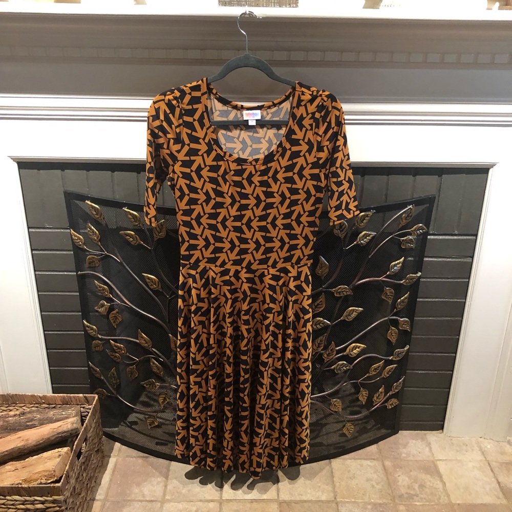 Julia Dress LuLaRoe , size M
